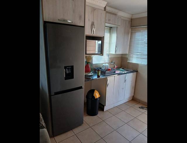 3 BEDROOM HOUSE FOR SALE IN SKY CITY